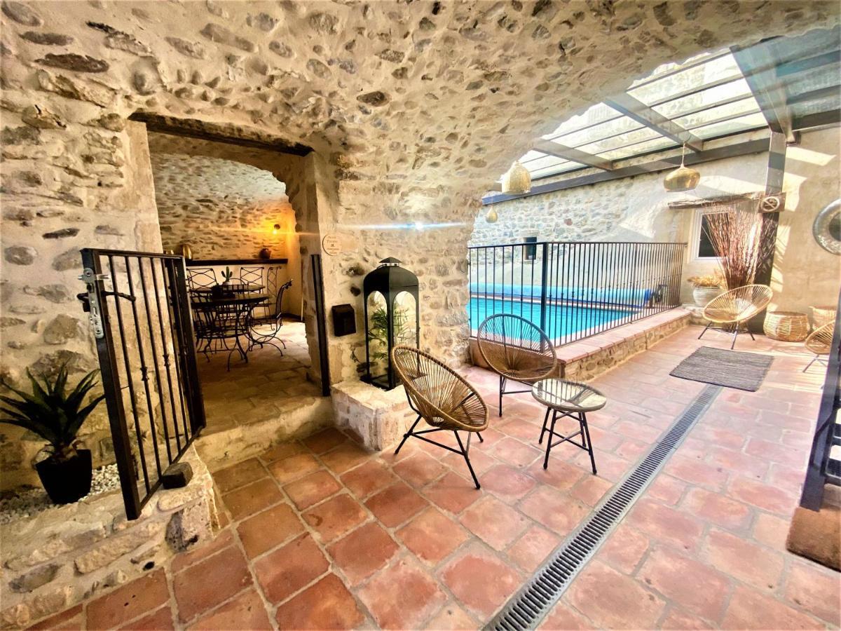 Gite De Groupe 9Ch Ou 3 Gites Independants De 3Ch - Patio Et Piscine Interieure Chauffee Toute L'Annee ヴァロン・ポン・ダルク エクステリア 写真