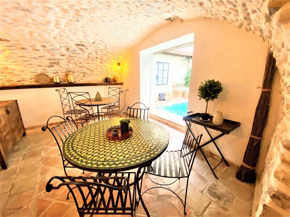 Gite De Groupe 9Ch Ou 3 Gites Independants De 3Ch - Patio Et Piscine Interieure Chauffee Toute L'Annee ヴァロン・ポン・ダルク エクステリア 写真